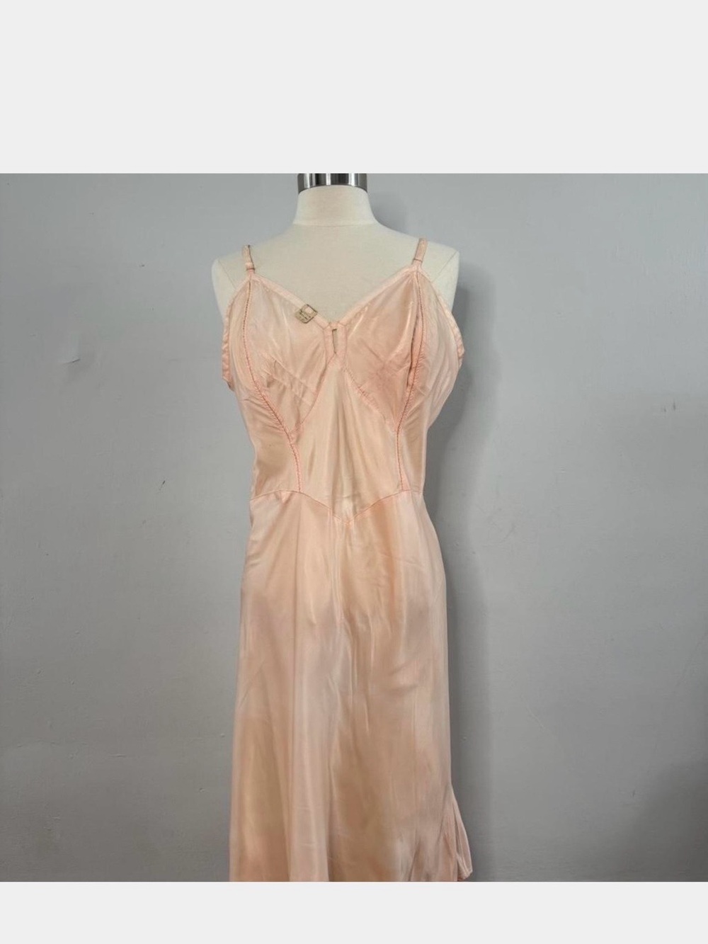 NWT 1930s-1940s Vintage Dead Stock Peach Satiny Chemise Slip Size 38